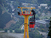 Wagen der Oberwiesenthaler Schwebebahn bei der Stützenüberfahrt